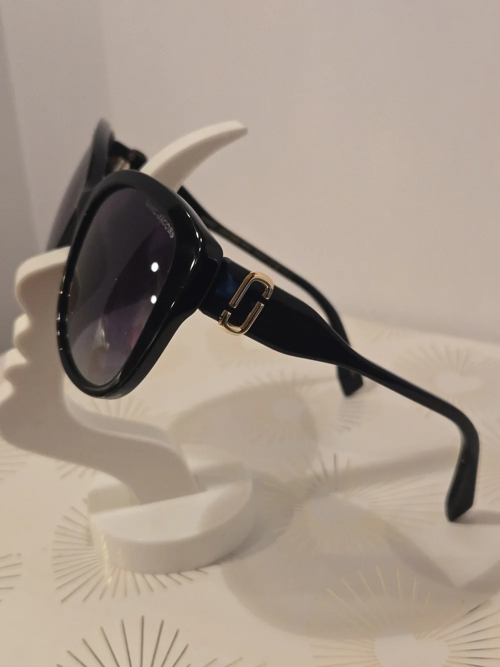 Marc Jacobs Black Frame Sunglasses with Gradient Purple Lenses